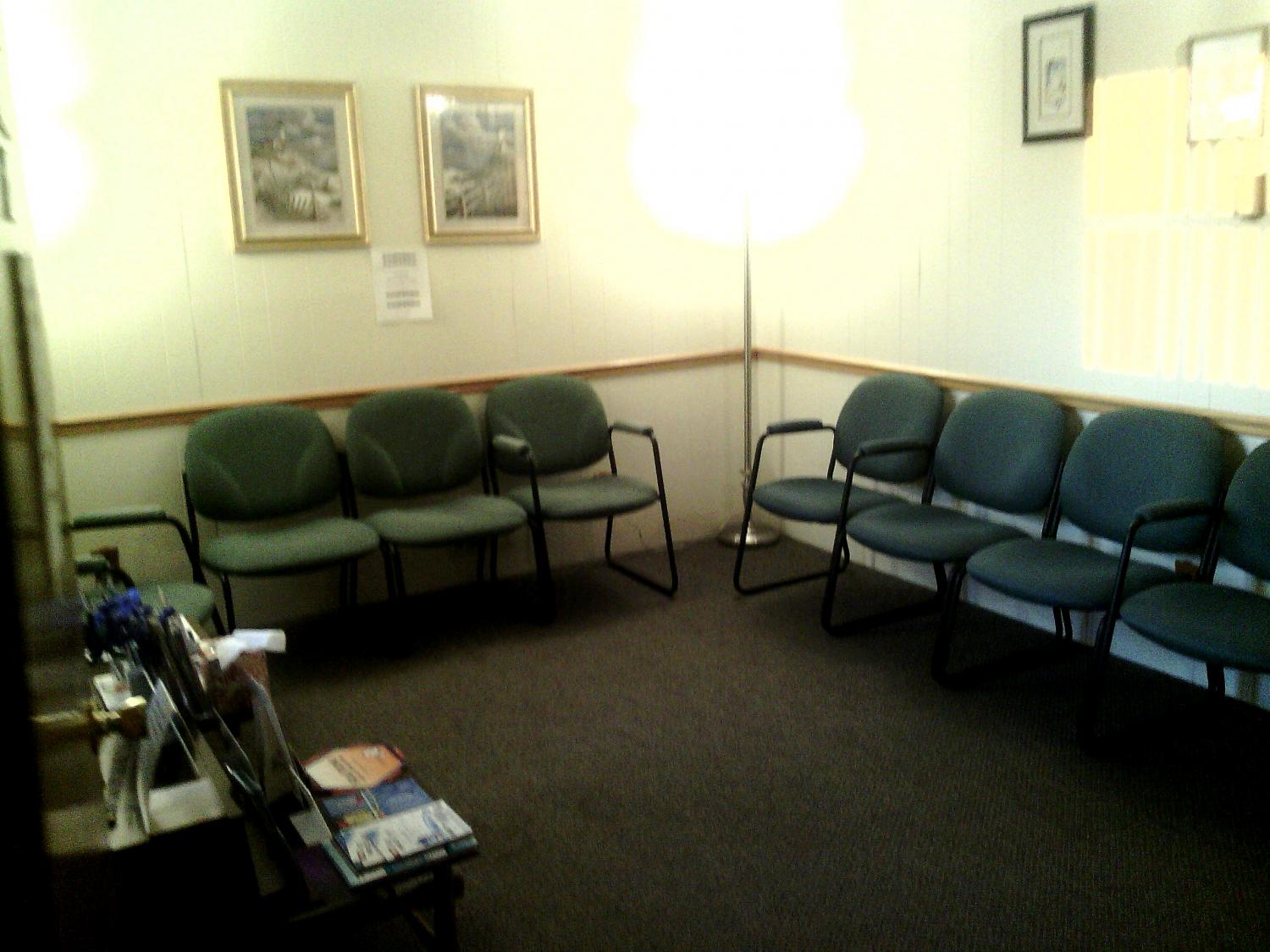 Comfortable waiting area Comfortable waiting area